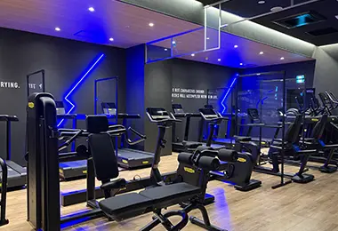 VALX GYM 調布 ランニングマシン